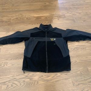 Mountain Hardware black men’s lightweight jacket- size XL